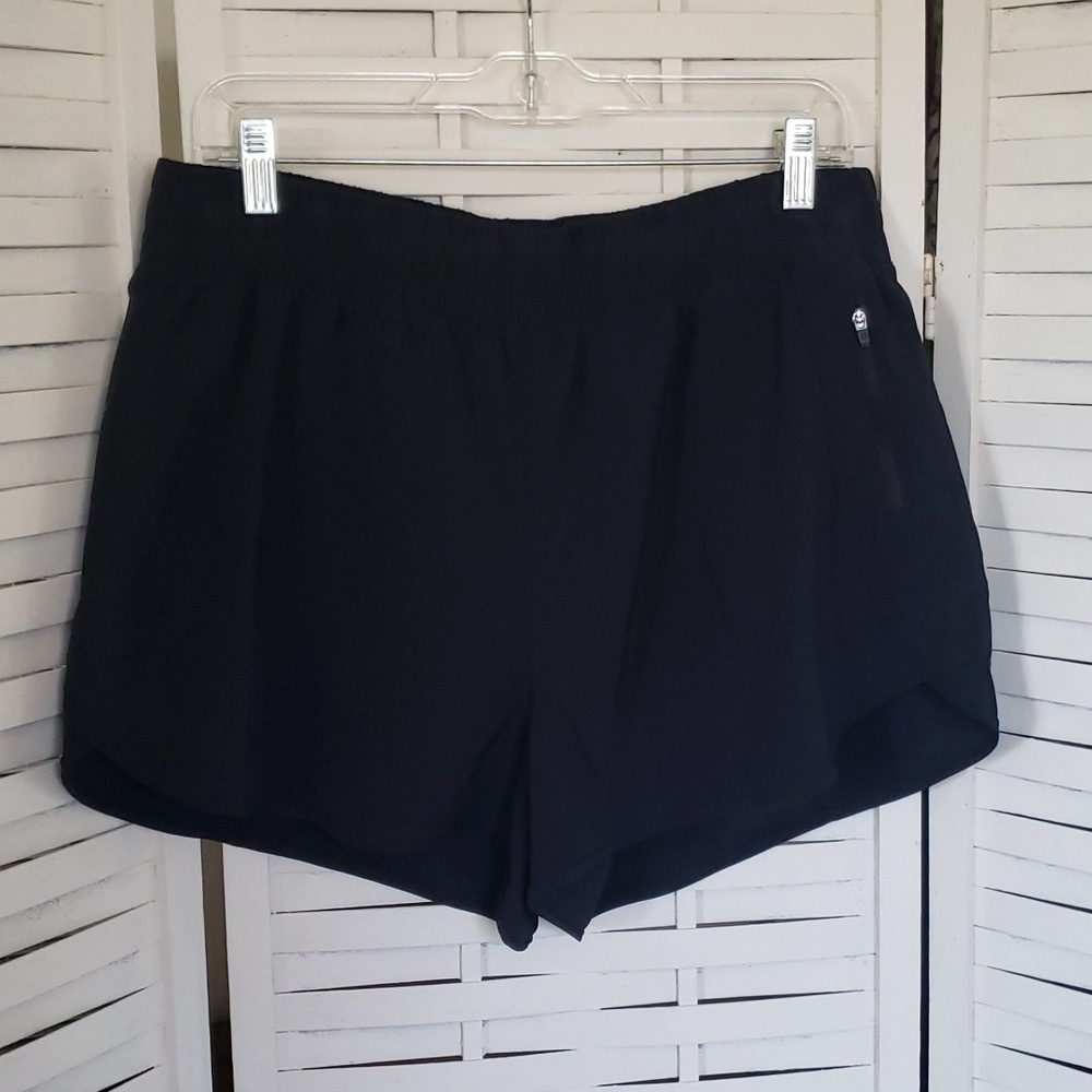 CRZ Yoga new black shorts with inner panti woman size 14